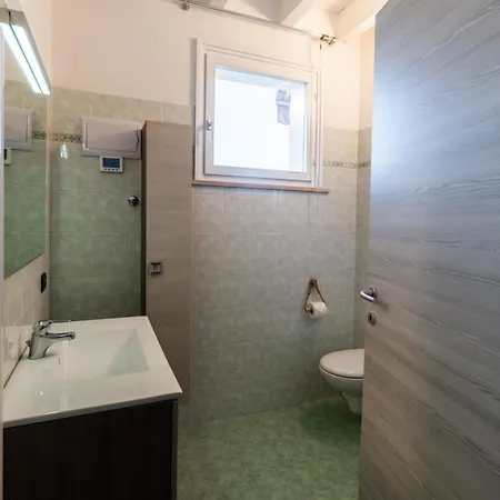 Loft Liana アパート ペスキエーラ・デル・ガルダ